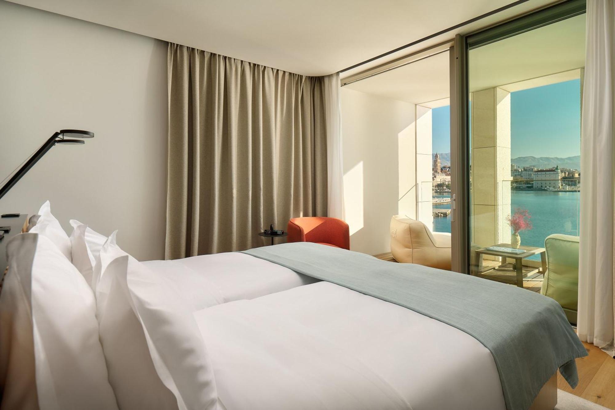 Hotel Ambasador スプリト エクステリア 写真